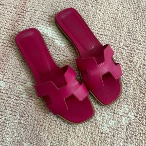 Hermes Oran sandals pink